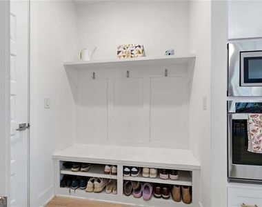 5045 Reserve Drive - Photo Thumbnail 31