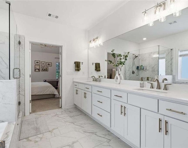 5045 Reserve Drive - Photo Thumbnail 17
