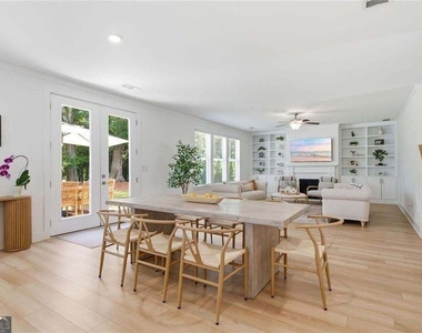5045 Reserve Drive - Photo Thumbnail 5