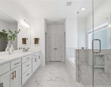 5045 Reserve Drive - Photo Thumbnail 15