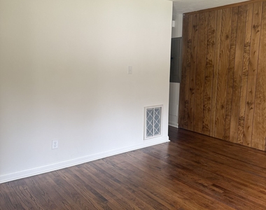 6646 Wolf River Court - Photo Thumbnail 9