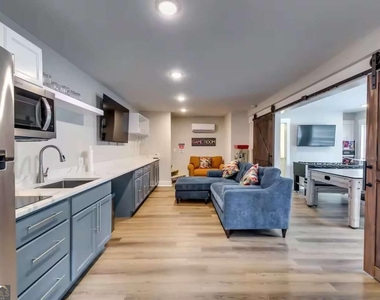 1362 Eubanks Avenue - Photo Thumbnail 27