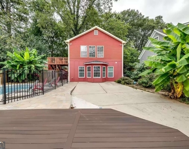 1362 Eubanks Avenue - Photo Thumbnail 20