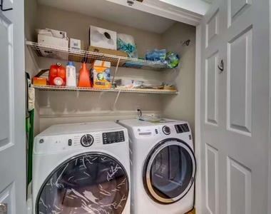 1362 Eubanks Avenue - Photo Thumbnail 12