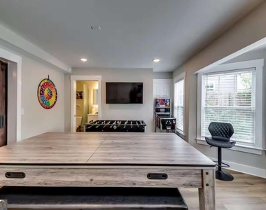 1362 Eubanks Avenue - Photo Thumbnail 31