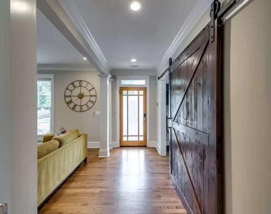 1362 Eubanks Avenue - Photo Thumbnail 2