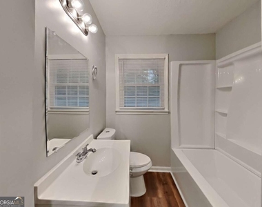 1125 Curtis Drive - Photo Thumbnail 13