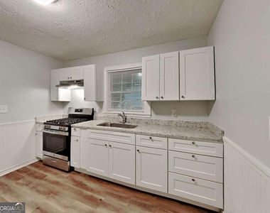 1125 Curtis Drive - Photo Thumbnail 2