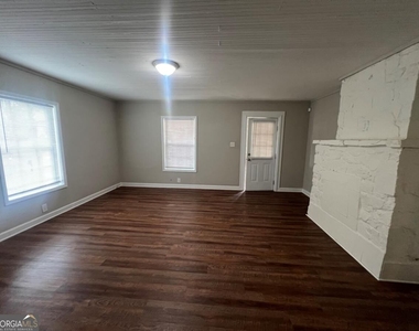 49 Quarry Street - Photo Thumbnail 1