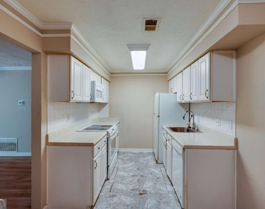 1565 Terrell Mill Place Se - Photo Thumbnail 9