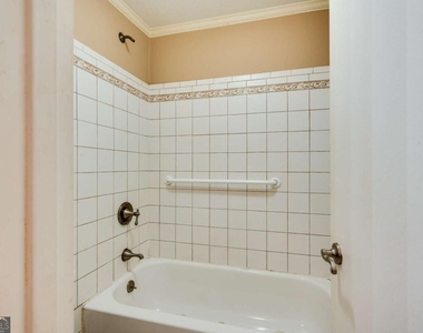 1565 Terrell Mill Place Se - Photo Thumbnail 20