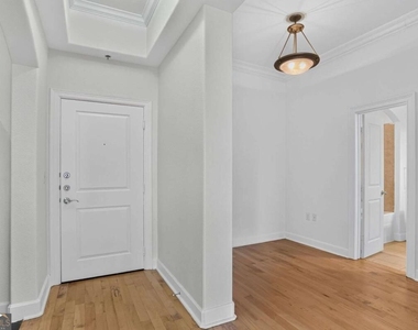 3445 Stratford Road Ne - Photo Thumbnail 2