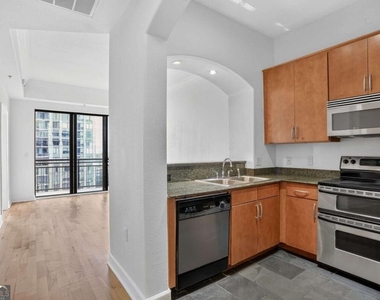 3445 Stratford Road Ne - Photo Thumbnail 4