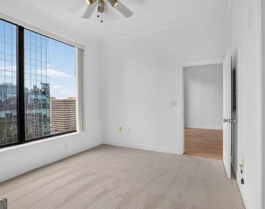 3445 Stratford Road Ne - Photo Thumbnail 14