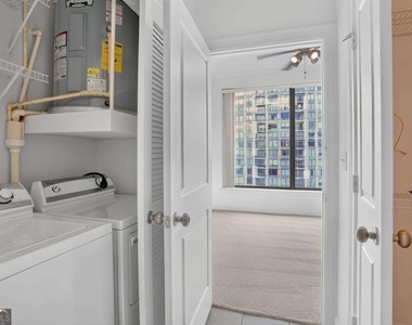 3445 Stratford Road Ne - Photo Thumbnail 13