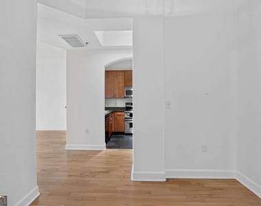 3445 Stratford Road Ne - Photo Thumbnail 10