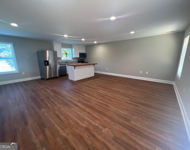 5907 Maiden Lane - Photo Thumbnail 1