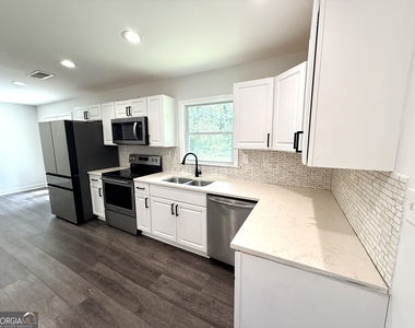 5456 Brownlee Road - Photo Thumbnail 17
