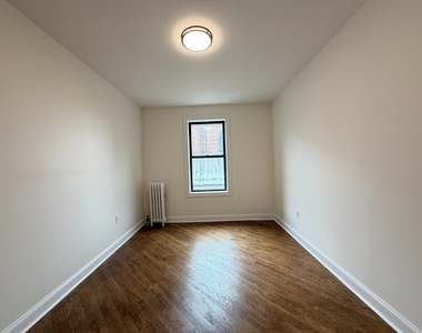 382 Wadsworth Avenue - Photo Thumbnail 4