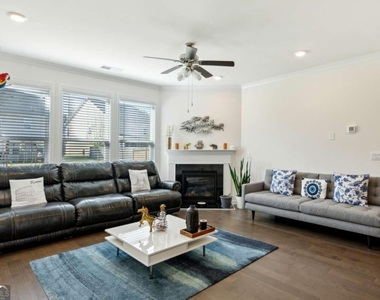 13136 Vista Lane - Photo Thumbnail 6