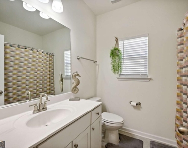 13136 Vista Lane - Photo Thumbnail 17