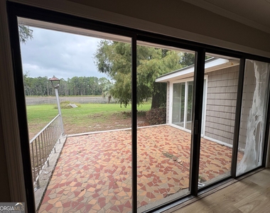 106 Cherry Street - Photo Thumbnail 8