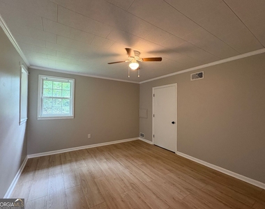 106 Cherry Street - Photo Thumbnail 13