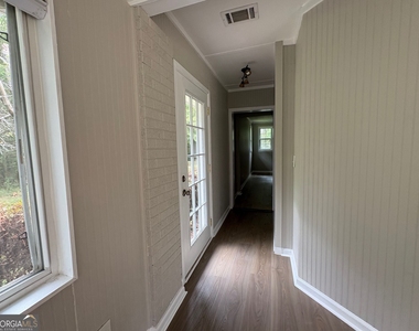 106 Cherry Street - Photo Thumbnail 12