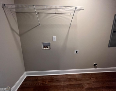70 Liberty Court - Photo Thumbnail 7