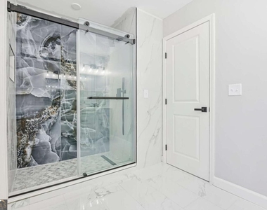 78 Crescent Commons - Photo Thumbnail 21