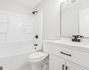 78 Crescent Commons - Photo Thumbnail 36