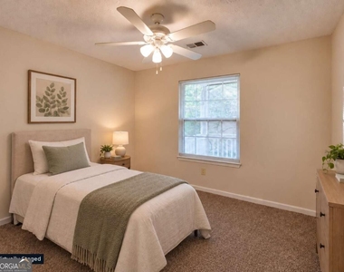 466 Teal Court - Photo Thumbnail 19