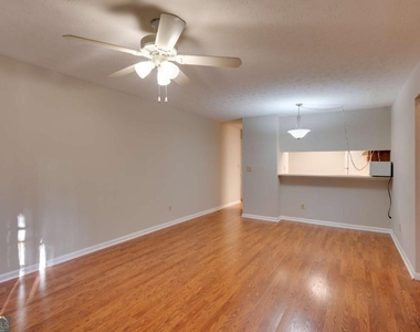 466 Teal Court - Photo Thumbnail 13
