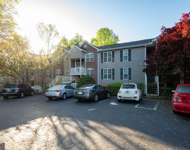 466 Teal Court - Photo Thumbnail 24
