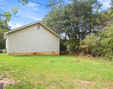 316 Eleanor Drive - Photo Thumbnail 14