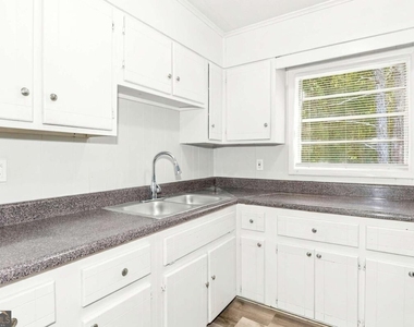 316 Eleanor Drive - Photo Thumbnail 1