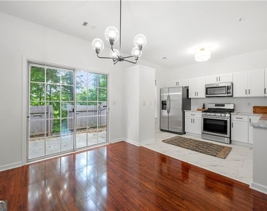 1135 Kilmington Court - Photo Thumbnail 6