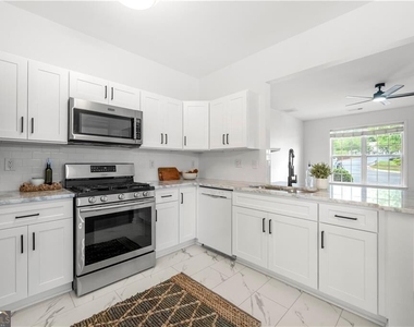 1135 Kilmington Court - Photo Thumbnail 10