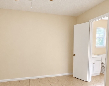 200 N West Street - Photo Thumbnail 13