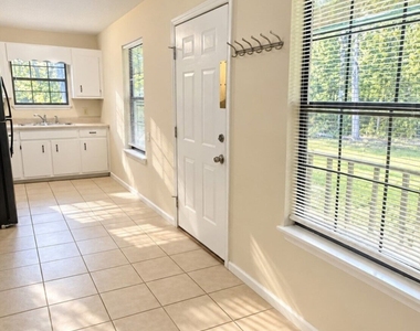 200 N West Street - Photo Thumbnail 9