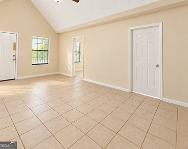 200 N West Street - Photo Thumbnail 8