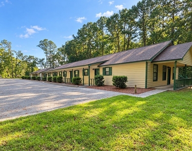 200 N West Street - Photo Thumbnail 23