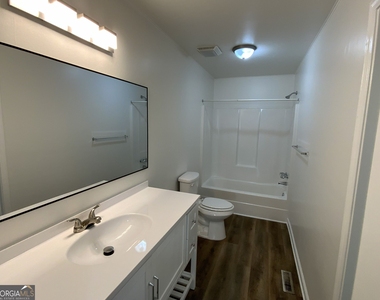 3975 Darryl Lane - Photo Thumbnail 6