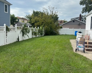  3BD,1Bath in St. Albans  - Photo Thumbnail 7