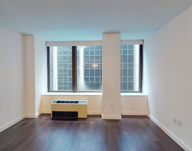 95 Wall Street - Photo Thumbnail 1