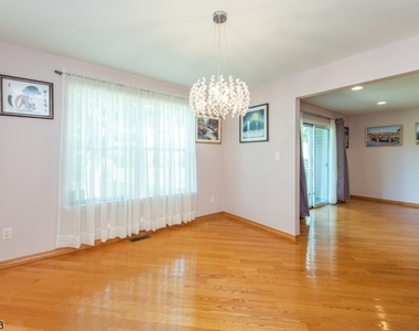 3 Jennifer Dr - Photo Thumbnail 7