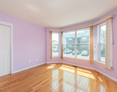 3 Jennifer Dr - Photo Thumbnail 9