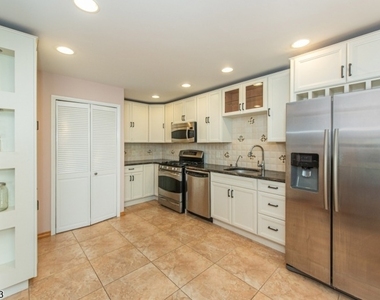 3 Jennifer Dr - Photo Thumbnail 5