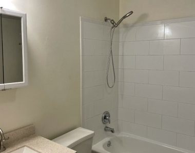 21 Cobb Pl - Photo Thumbnail 14