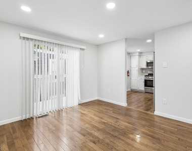 55 2nd St - Photo Thumbnail 5